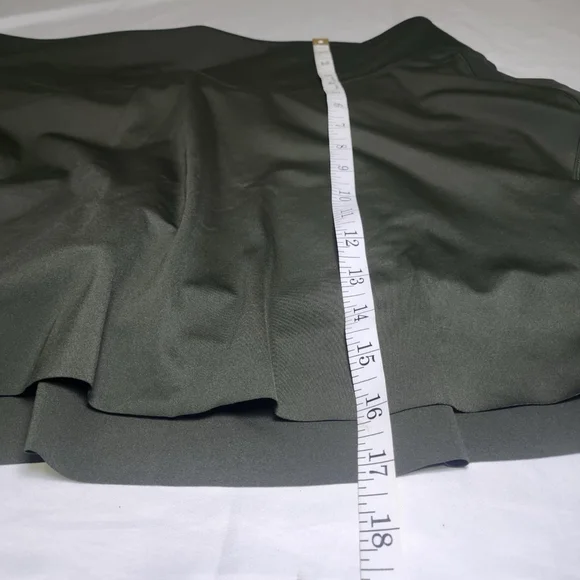 Athleta Women's Ace Tennis Skort 15 1/2 XL Green Short Pockets Pickleball Golf - Picture 9 of 11